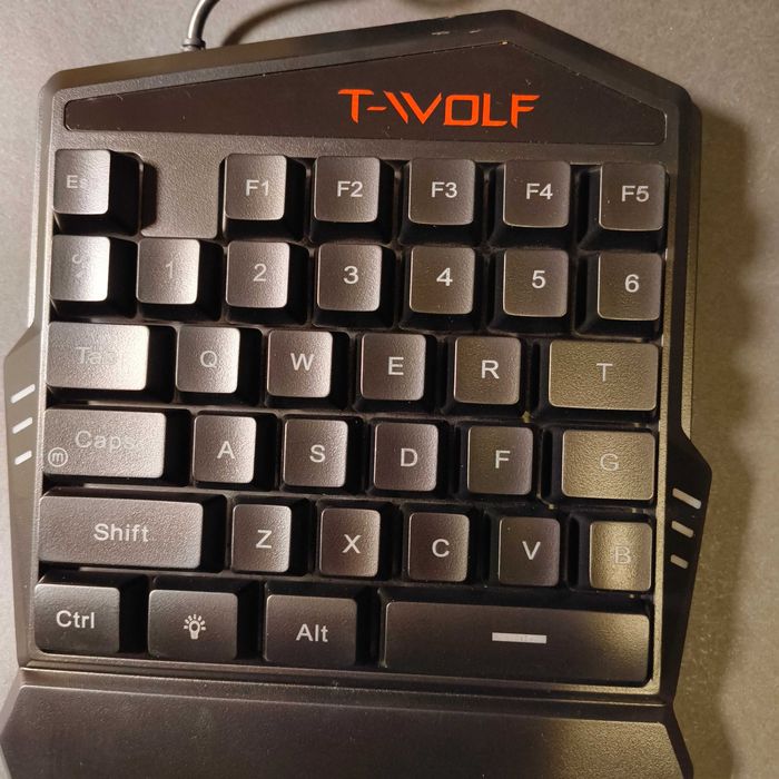 Teclado Gamer Retro-iluminado