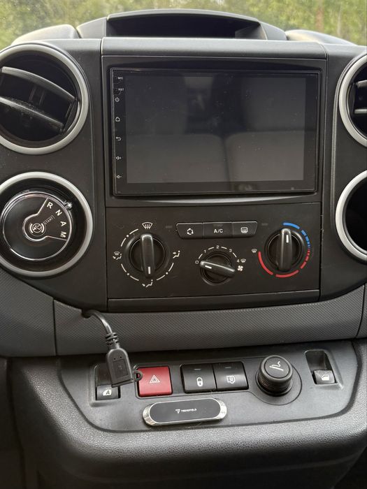 Peugeot Partner 1.6 e-hdi Automática