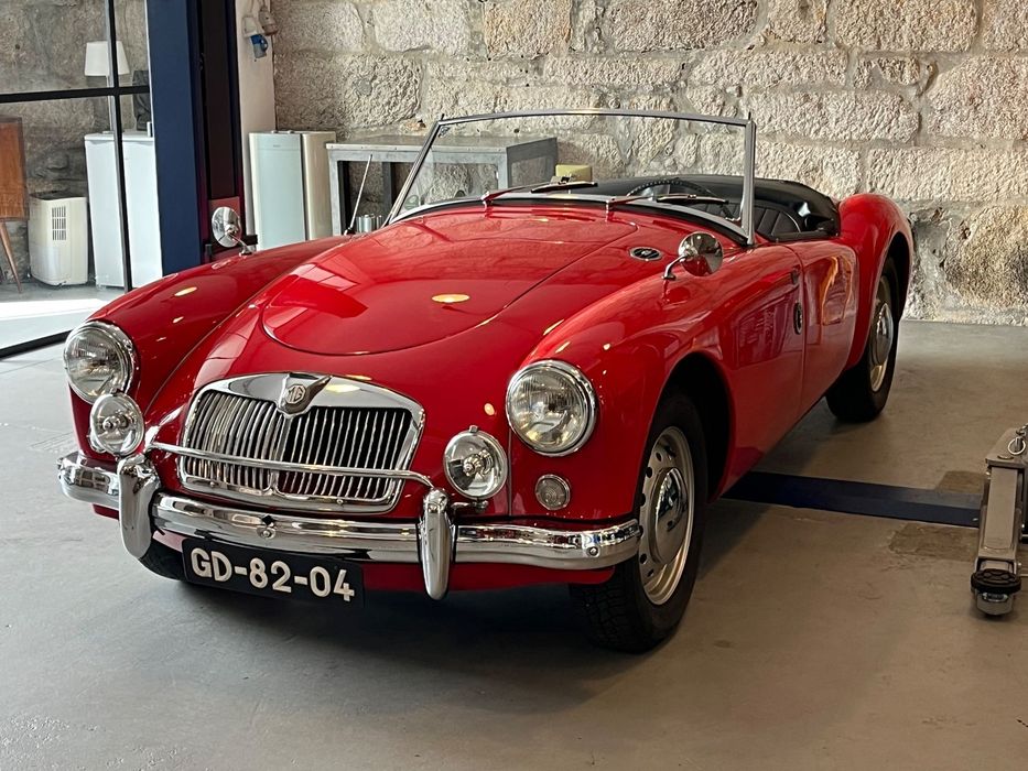 MG MGA