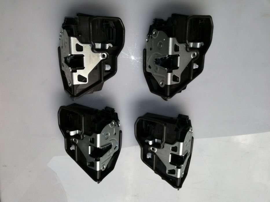 Fechadura fechaduras trinco porta frente tras BMW SERIE 1 /3/5 (NOVAS)