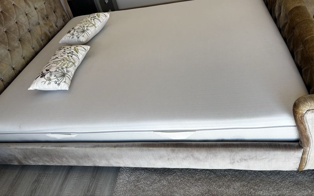 Cama de casal + colchão 160x200