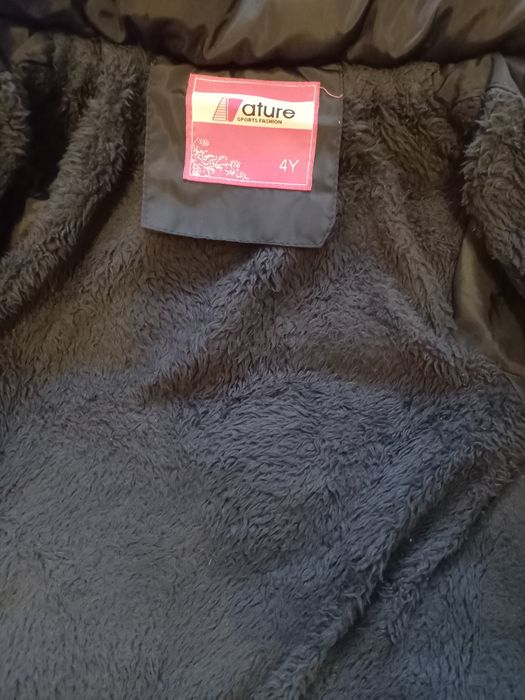 Пуховик, курточка зимняя на 4 года девочке