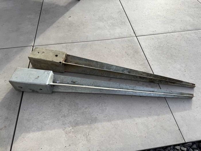 Podstawa słupka, kotwa wbijana