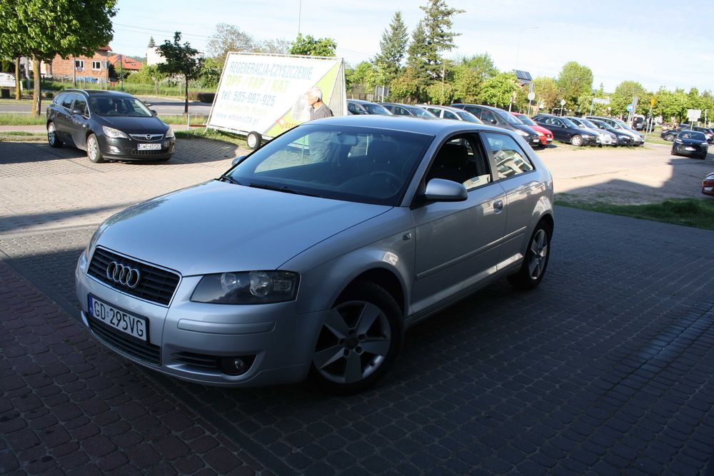audi A3 8P 2003r 1.6mpi,3 drzwi,ładny