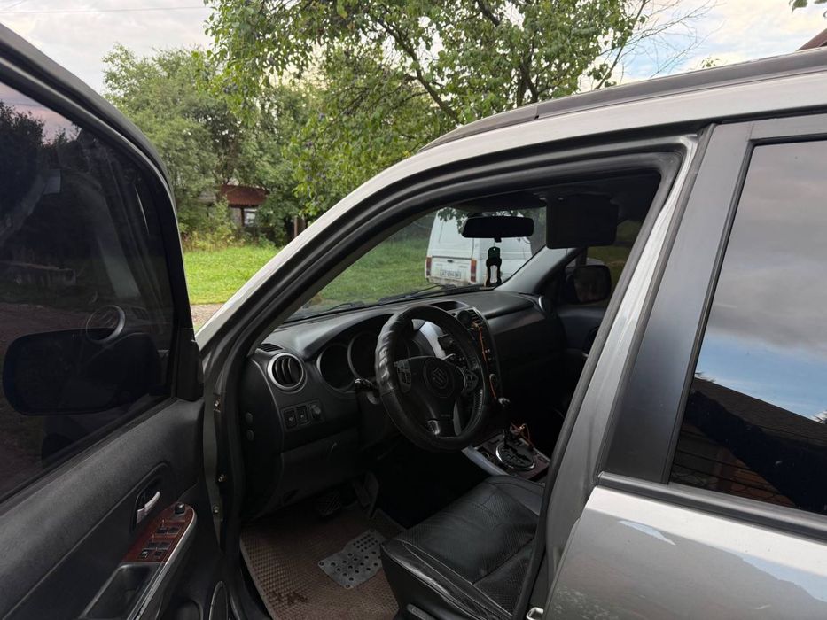 suzuki grand vitara