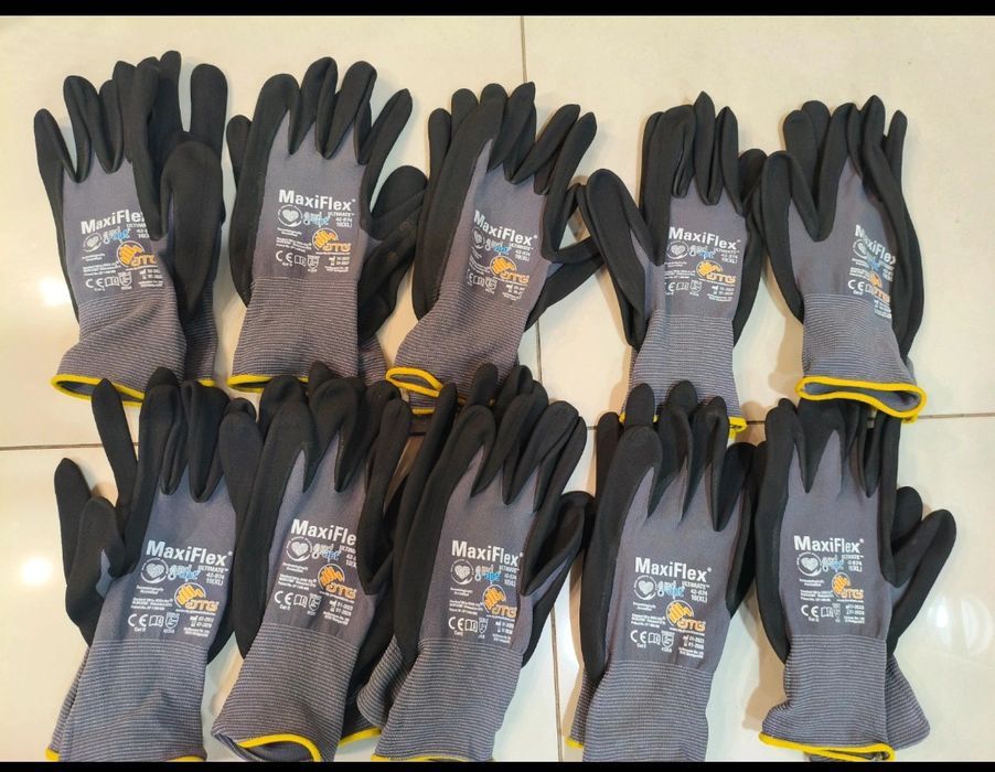 Maxi Flex Ultimate rozmiar 10 XL nowe 10par