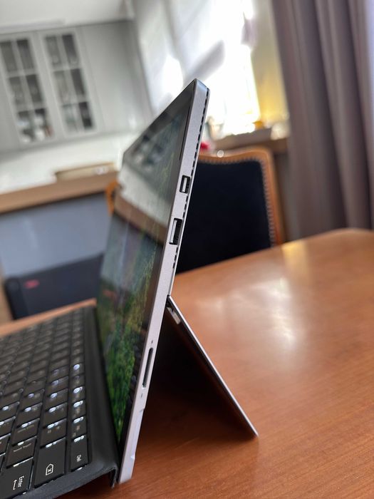 Microsoft Surface PRO 4 i5-6300U/8GB/256SSD/Win11