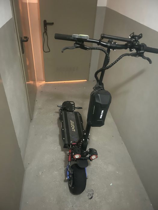 Trotinete Laotia es19