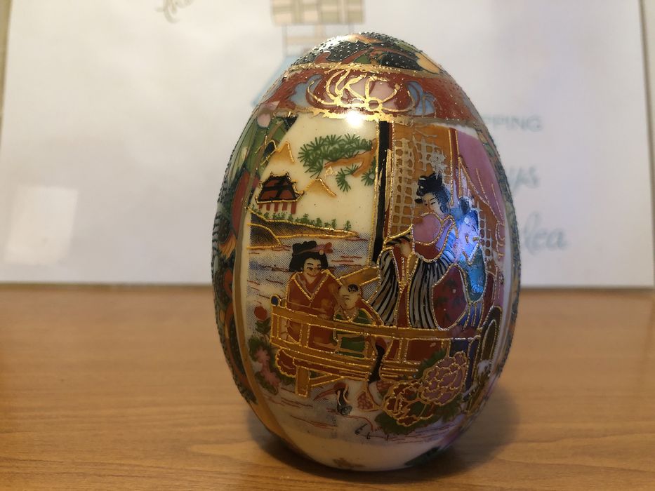 stare jajko porcelanowe