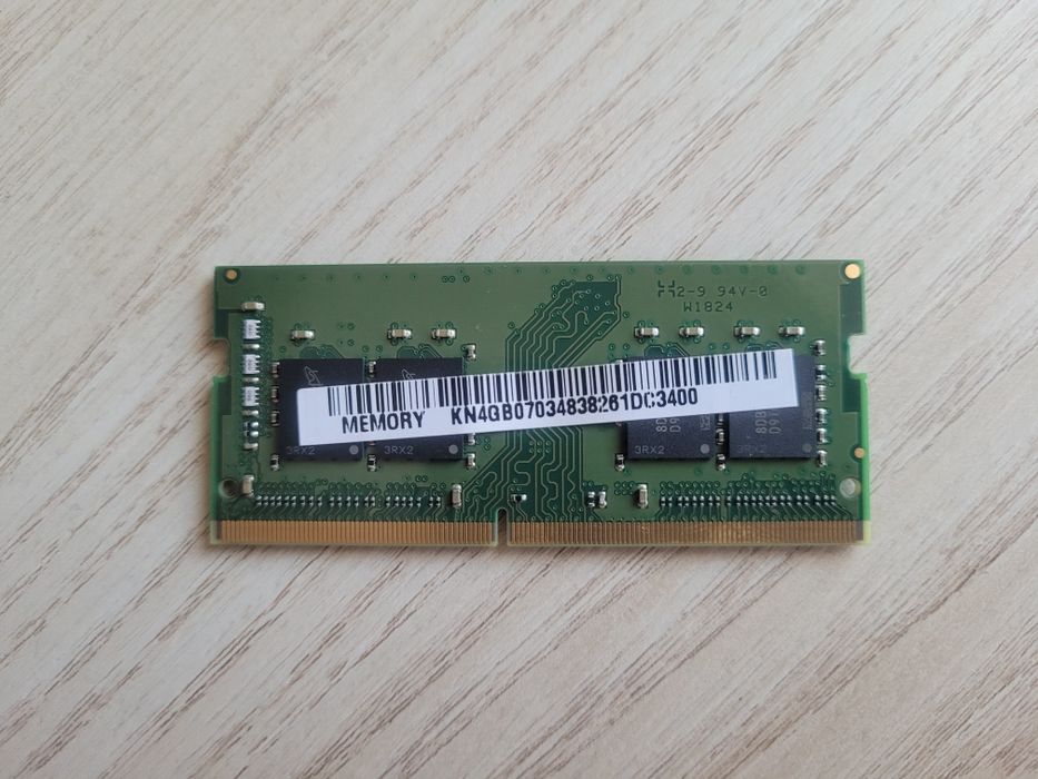Kingston SODIMM RAM Memory 4 GB PC240064750728583297121
