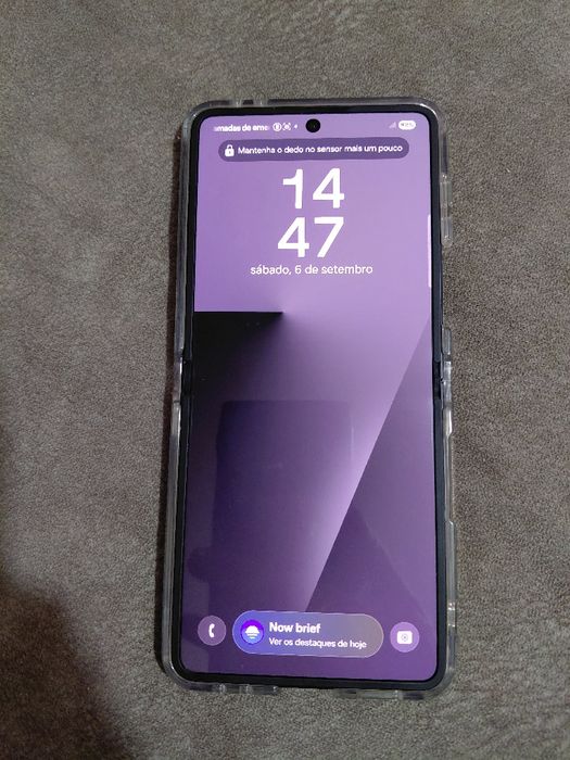 Samsung Galaxy z flip7 tem 3 semanas