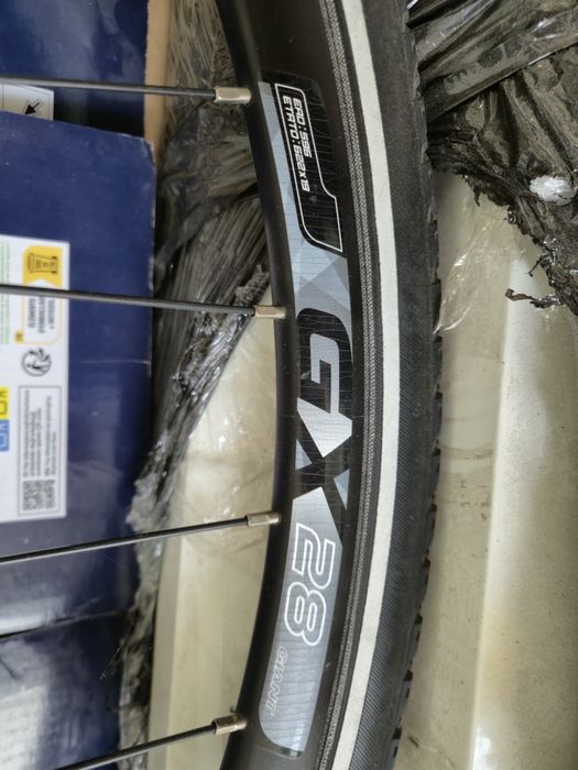 Koło GIANT GX28 ETRTO 622x19