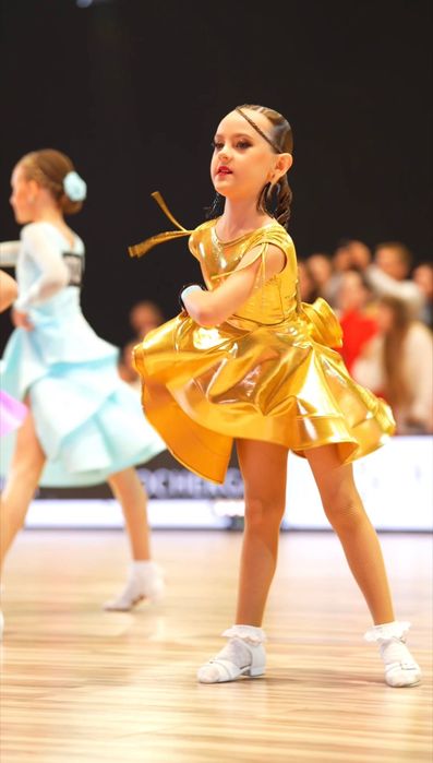 Сукня для бальних танців/бейсик