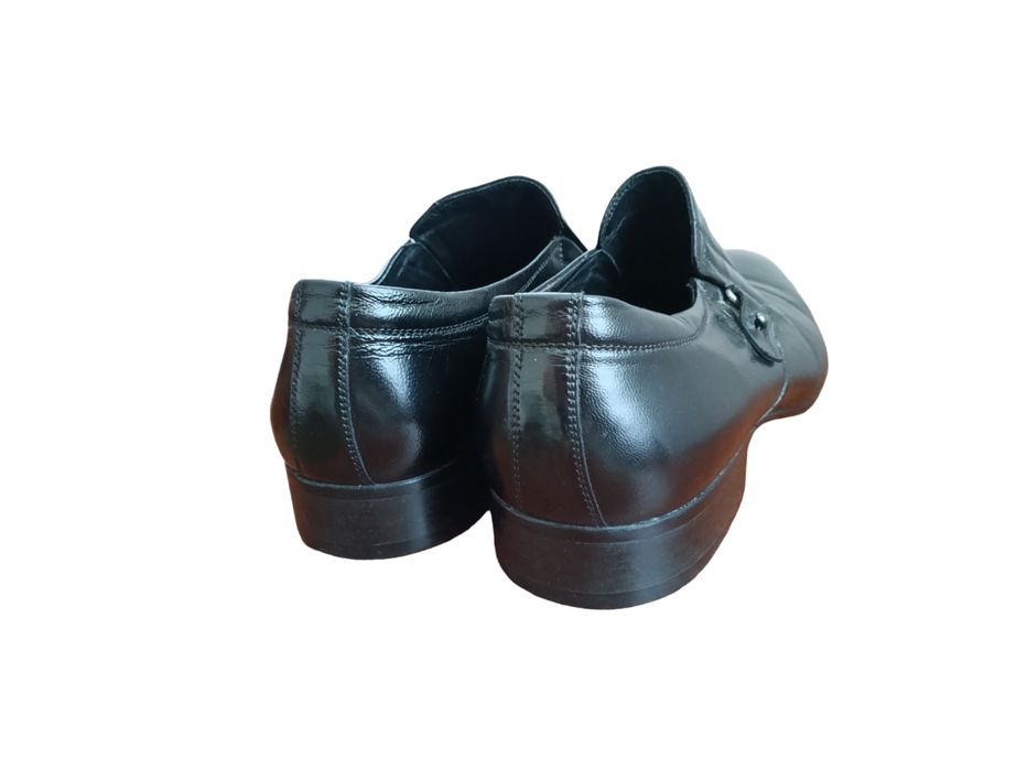 Продам чоловічі нові шкіряні туфлі 45 розмір