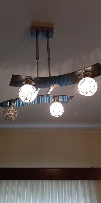 Candeeiro moderno64285343673985122