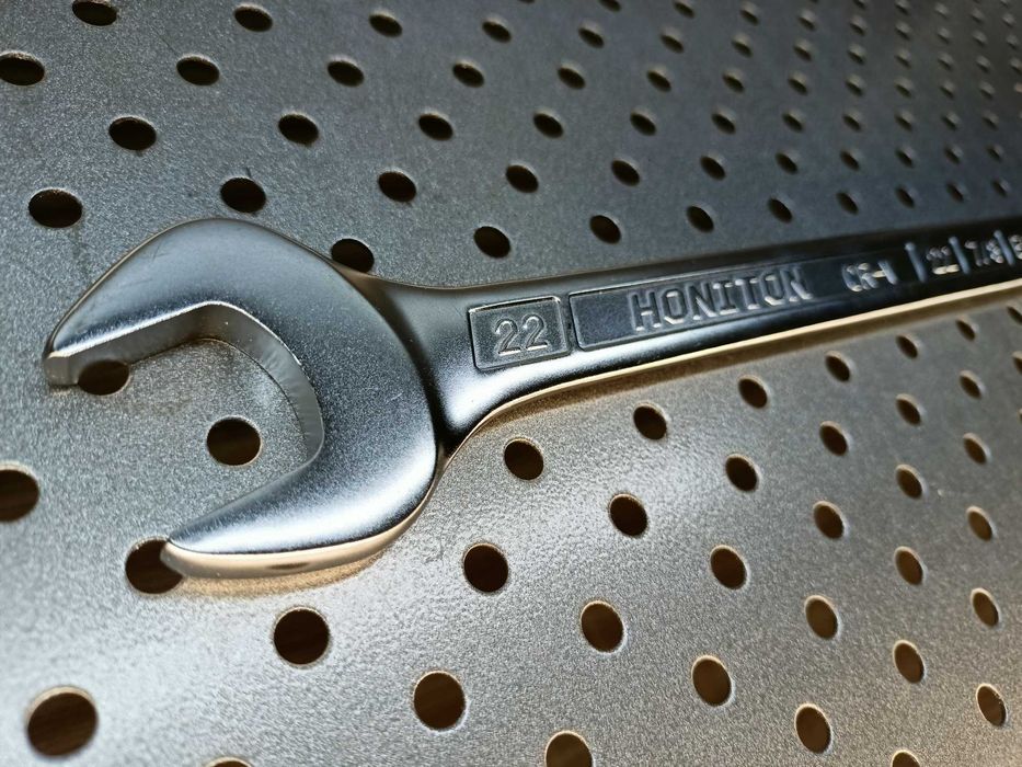 Klucz 22mm 7/8" E28 płasko-oczkowy Cr-V HONIDRIVE HONITON H2022 22mm