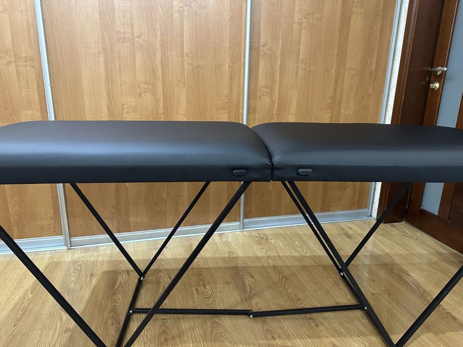 Кушетка для косметології.Кушетка б/у в дуже гарному стані