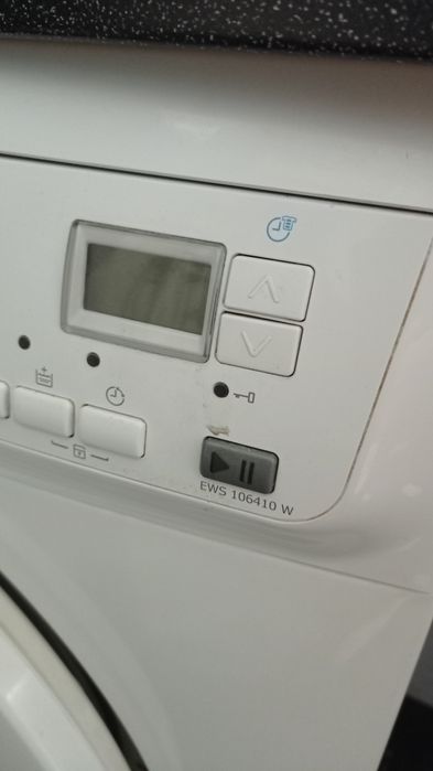 Pralka 6 kg Electrolux 45 cm EWS 106410W