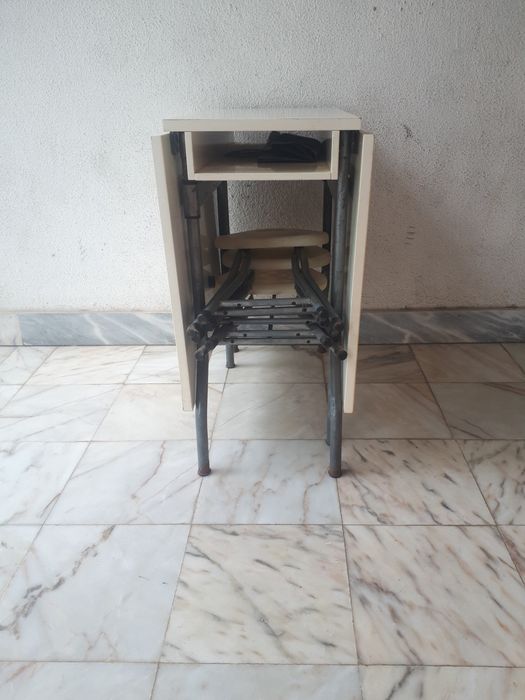 Mesa de Cozinha Barata para Desocupar
