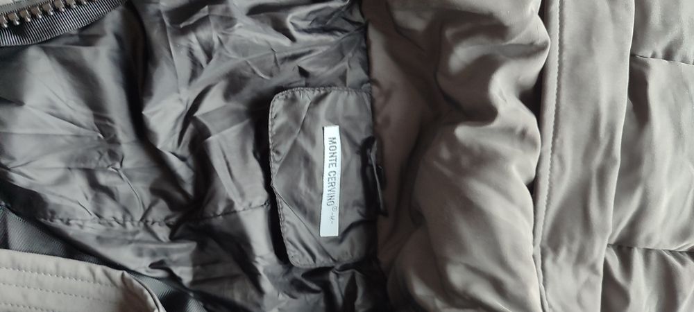 Теплий зимовий довгий пуховик