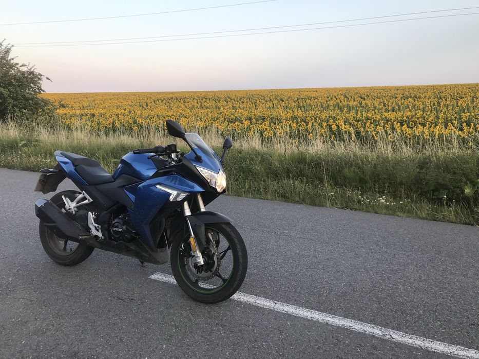 Продам мотоцикл Loncin