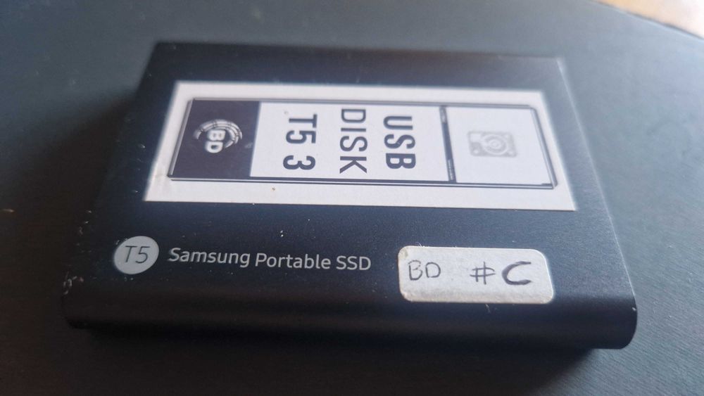 SSD Disco Externo Samsung Portable T5 1TB USB-C - MU-PA1T0B