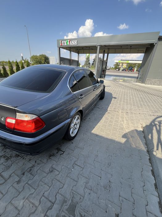 BMW E46           .