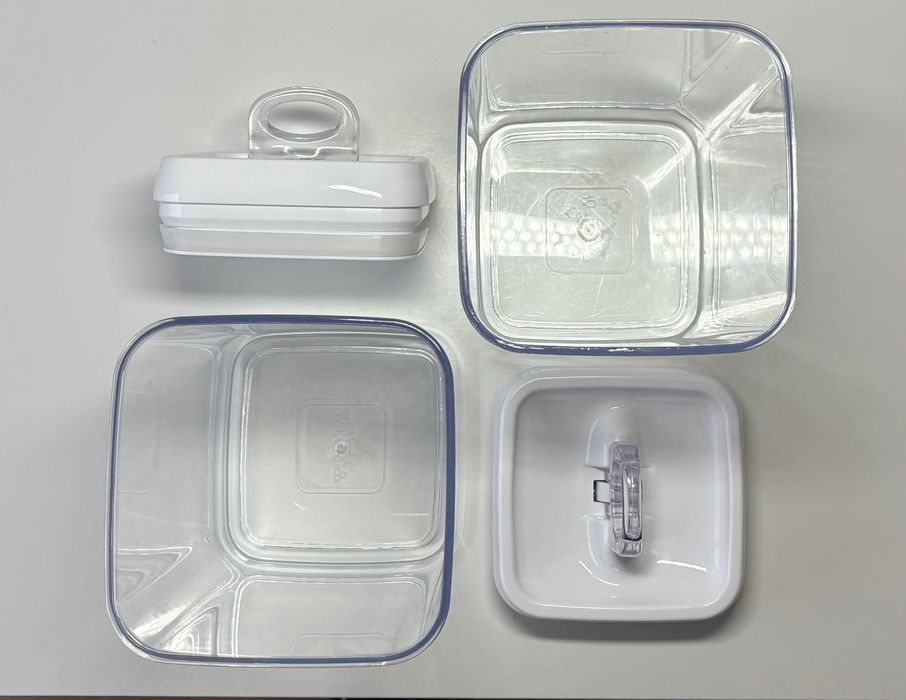 Conjunto com 2 potes herméticos transparente com tampa branca