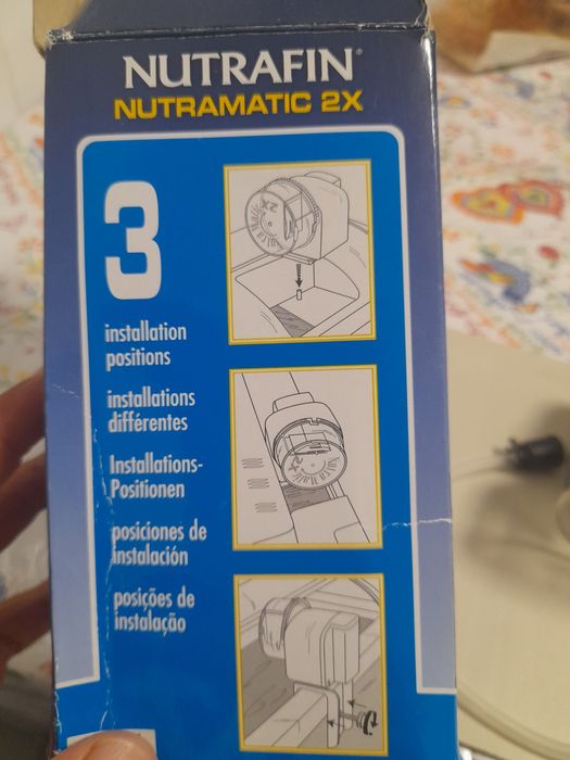 Alimentador automático de peixes