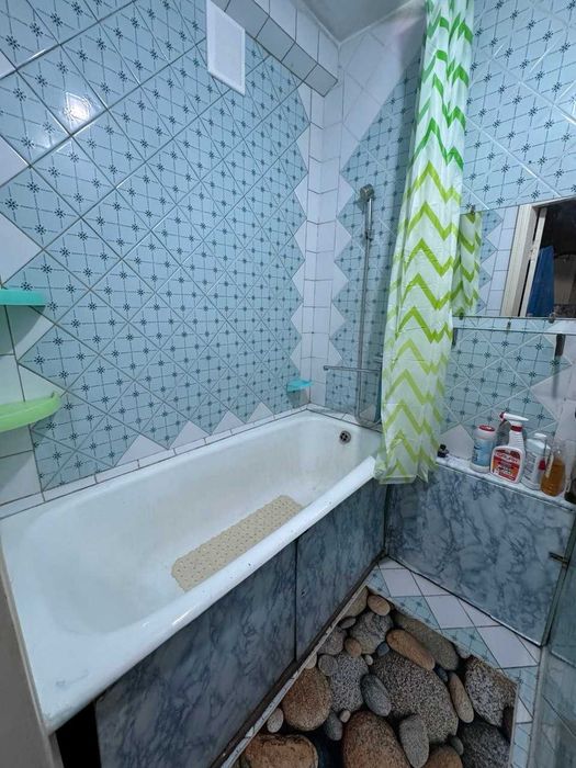В продажу 2 квартира  на середньому поверсі, жилий стан, ГОТОВІ ПІД ПРОГРАМИ, вул. Віталія Шума, 15 минут к морю