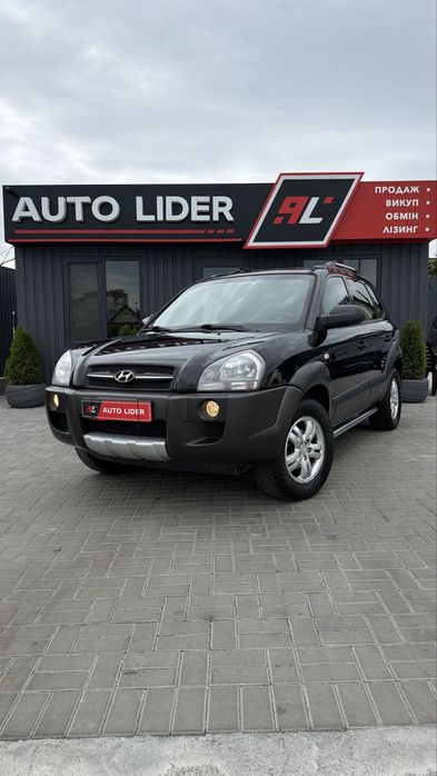 Hyundai Tucson Хюндай Тюксон 2007р 2,0 бенз 5МКПП 232т км