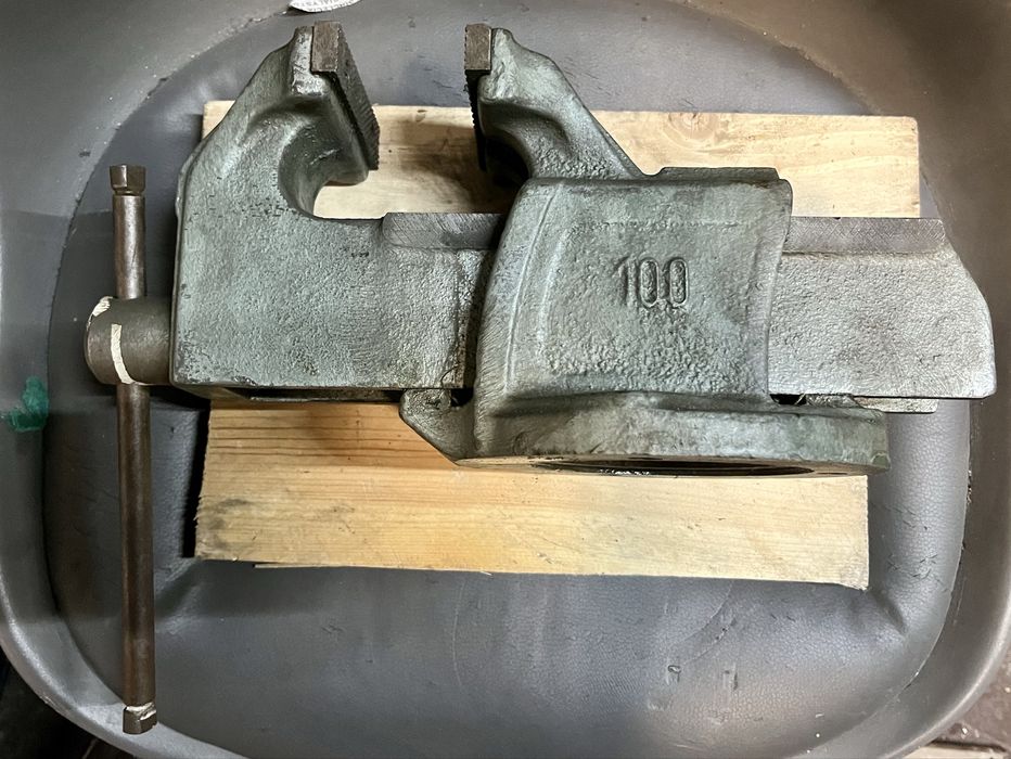 Imadło BISON 100 malo uzywane jak nowe stare dobre 10cm