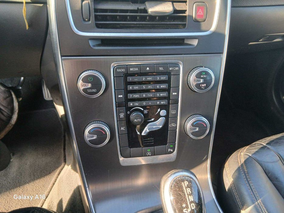 Volvo V60 1.6 Drive / D2 Diesel Cx.Automática