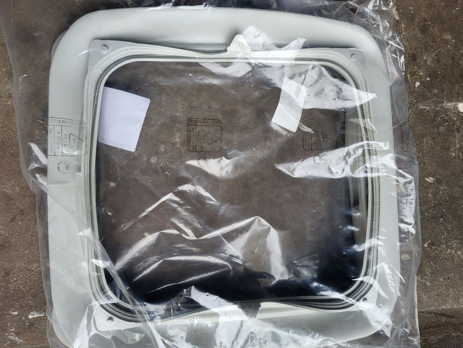 Fartuch do pralki Whirlpool C00312.647