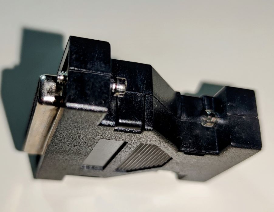 Adaptador DB9 Fêmea - DB25 Fêmea NOVO - REF 1445