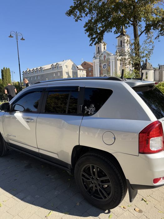 Jeep compass 2012