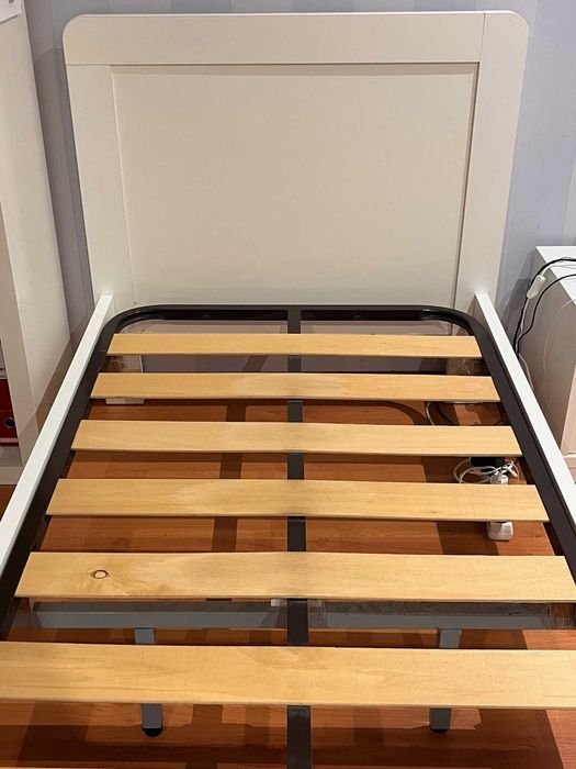 Cama 90 cm por 2 metros com estrado - Oferta do colchão