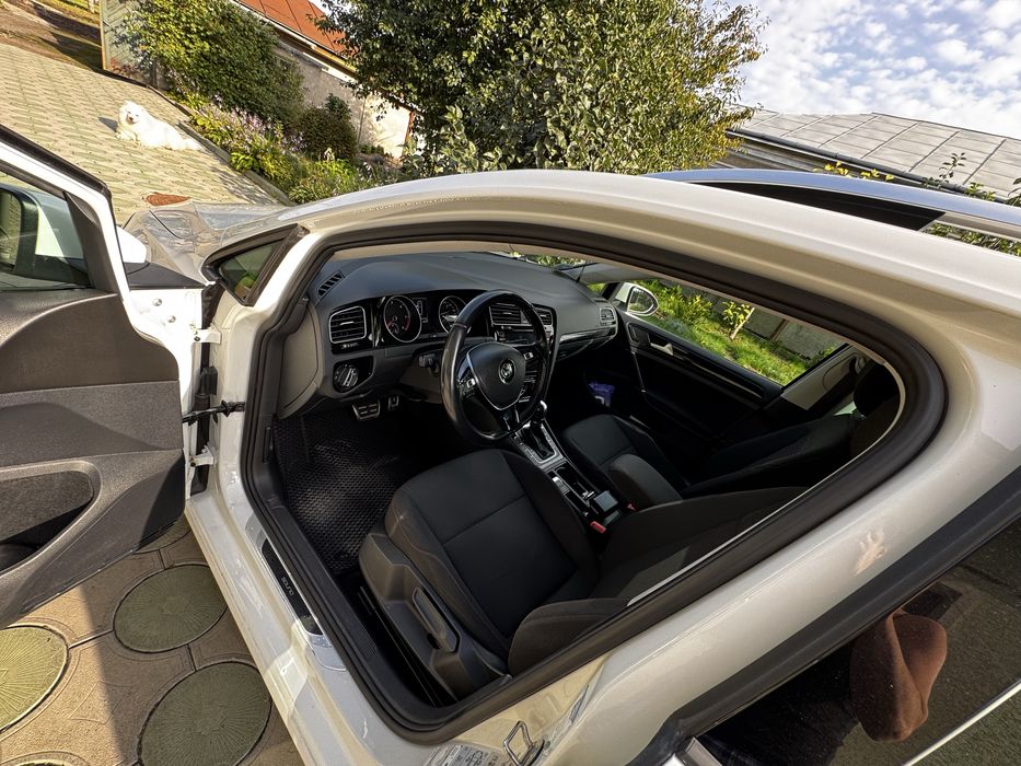 Volkswagen golf 2017