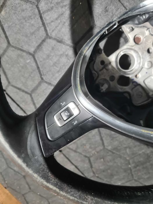 VW Transporter T6 kierownica multifunkcja skóra