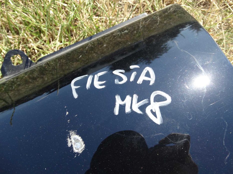 Błotnik Ford Fiesta MK8 lewy przedni