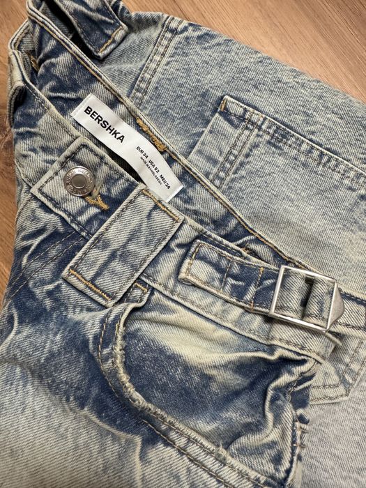 Jeansy Bershka 34