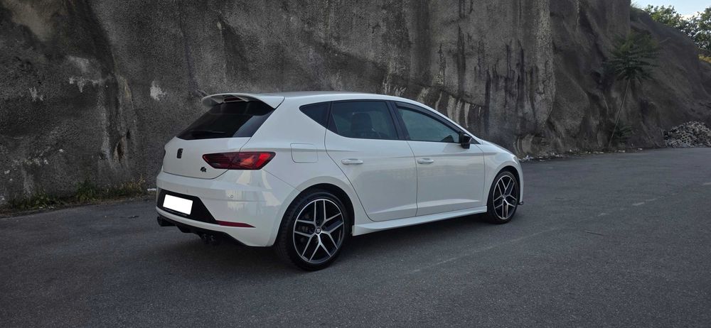SEAT LEON 1.5 TSI FR DSG-7
