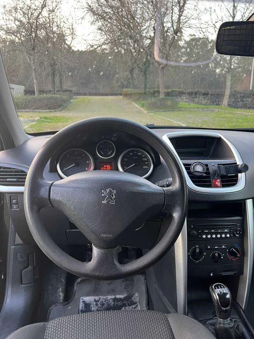 Peugeot 207 1.4 HDi