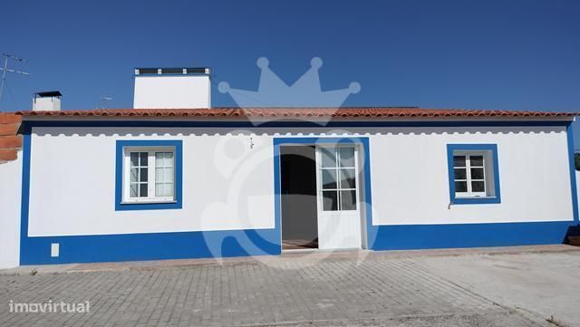 Moradia/Quintinha T2 + 1