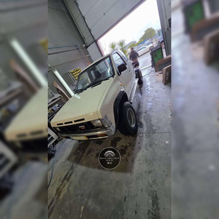 Kit de 2 abas universais NISSAN D21