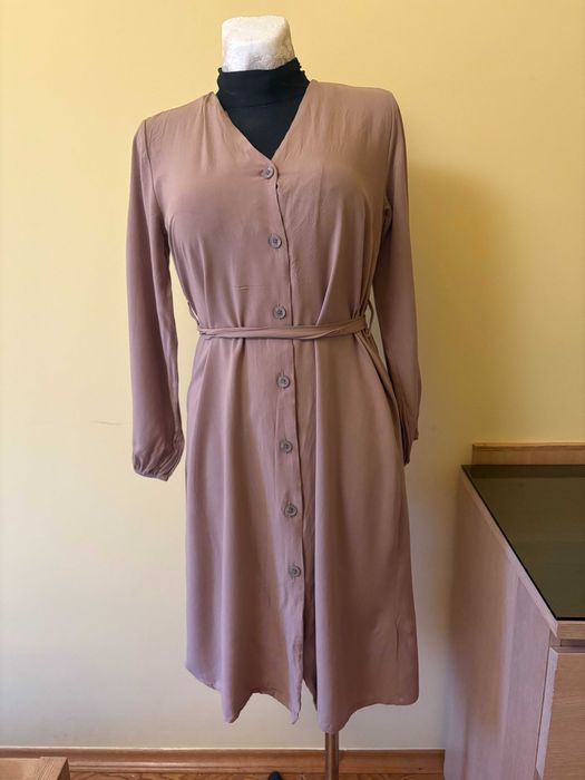 Sukienka midi elegancka