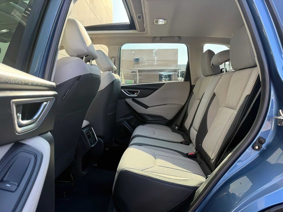 Subaru Forester      2022