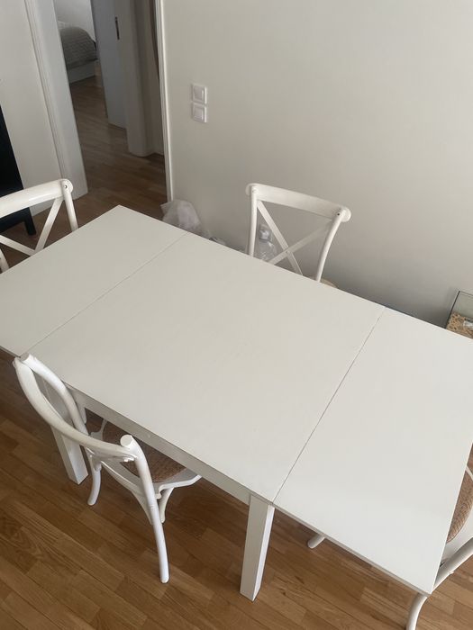 IKEA Extendable Table64730136576003122
