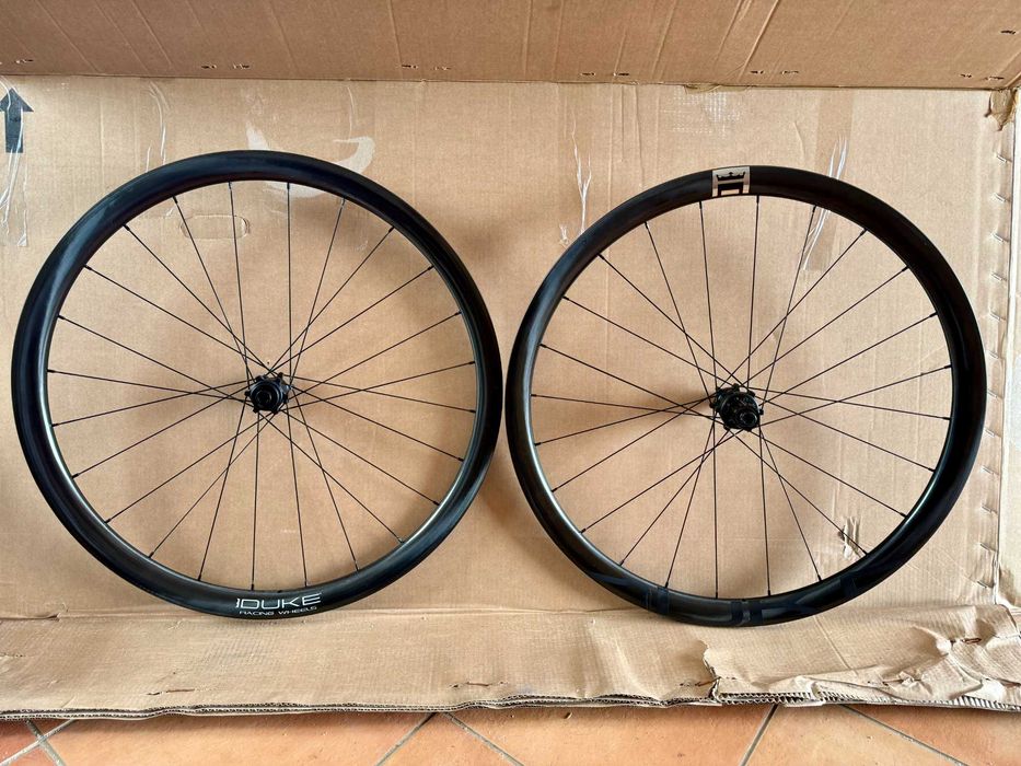 Rodas Duke Baccara Ultra 36 SLR2 + Cubos Carbon-Ti