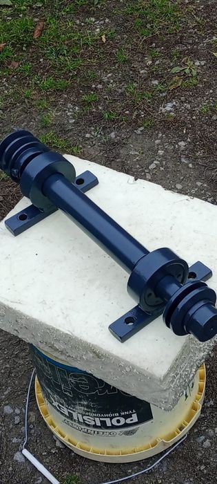 Wałek do piły tarczowej, zwanej również cyrkularką lub krajzegą.